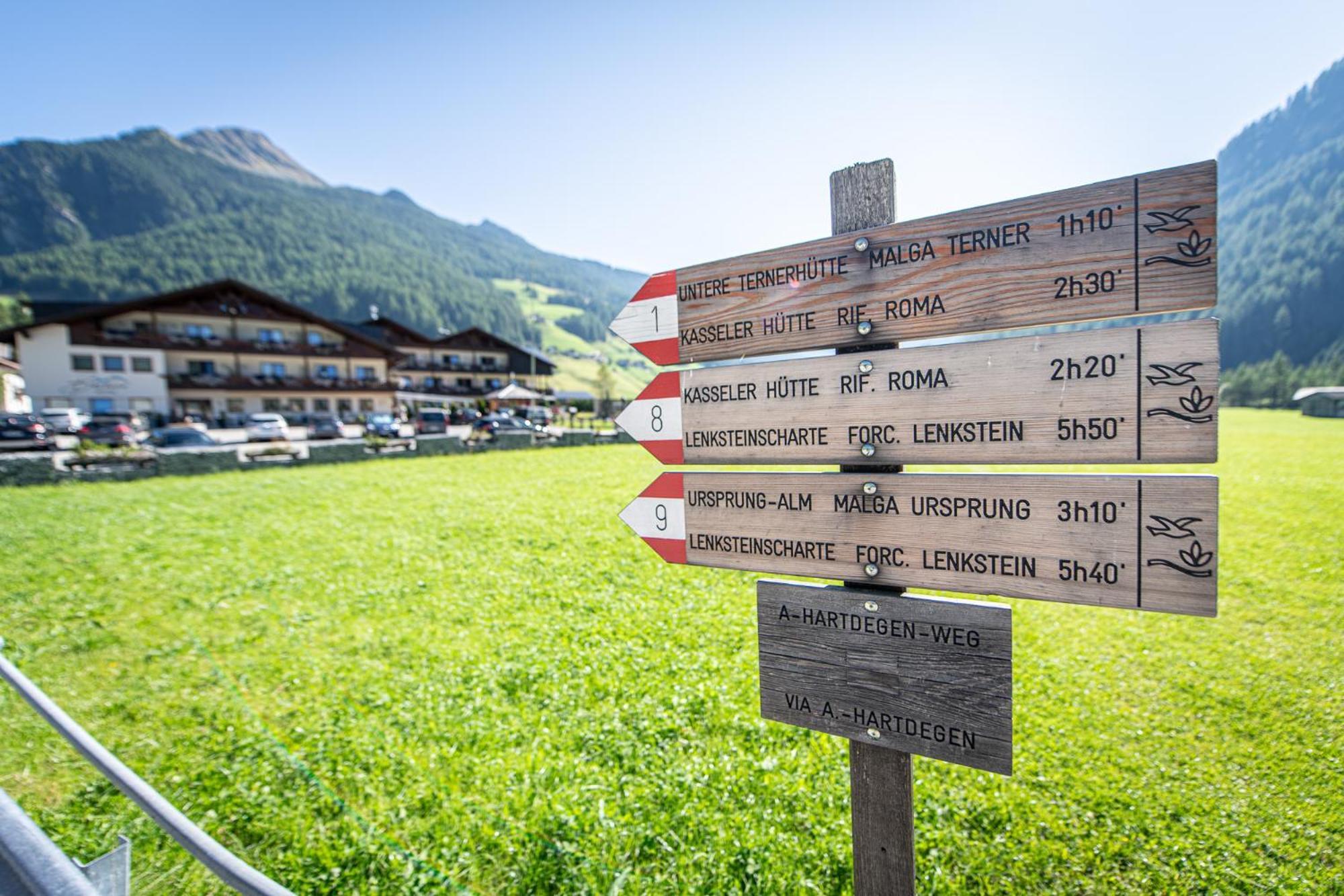 Hotel Bacher Riva di Tures Exterior photo
